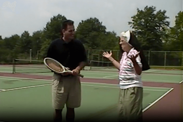 Keith Mondillo教妹妹打网球，1993年